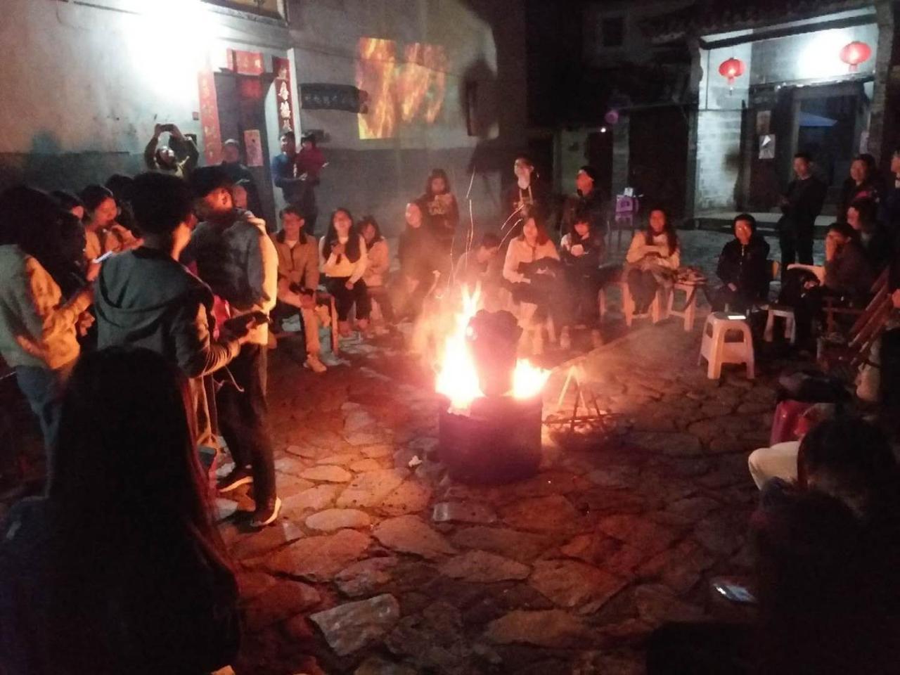 Tulou Fuyulou Changdi Inn Yongding المظهر الخارجي الصورة