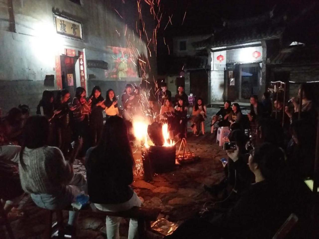 Tulou Fuyulou Changdi Inn Yongding المظهر الخارجي الصورة