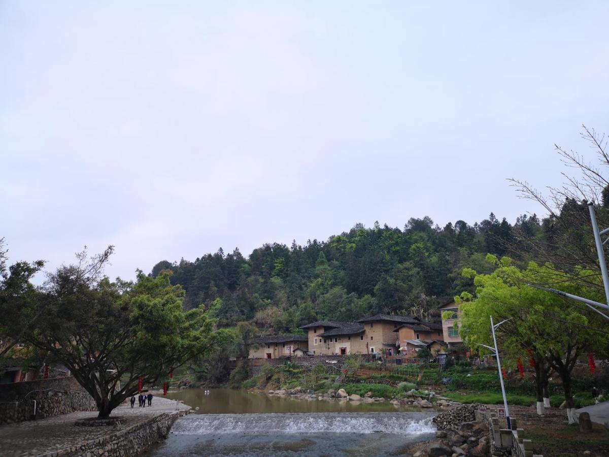 Tulou Fuyulou Changdi Inn Yongding المظهر الخارجي الصورة