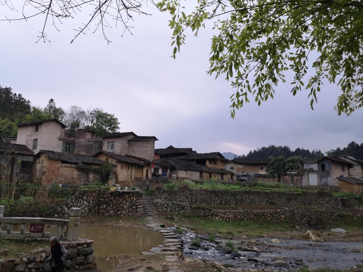 Tulou Fuyulou Changdi Inn Yongding المظهر الخارجي الصورة